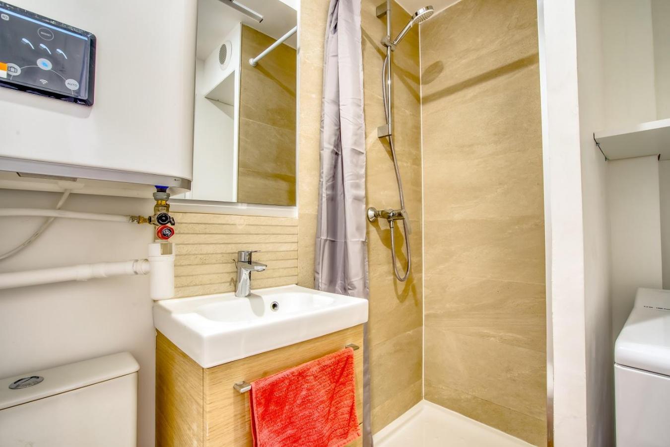 Top Appartement Avec Wifi - Proche Paris & Metro - R6 몽트뢰유 외부 사진